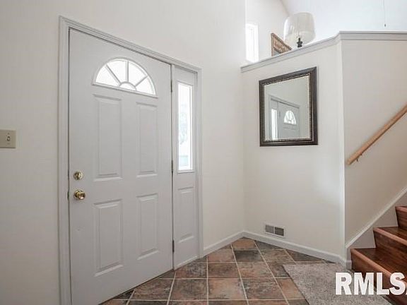 3rd image of 1733 W Marlene Ct