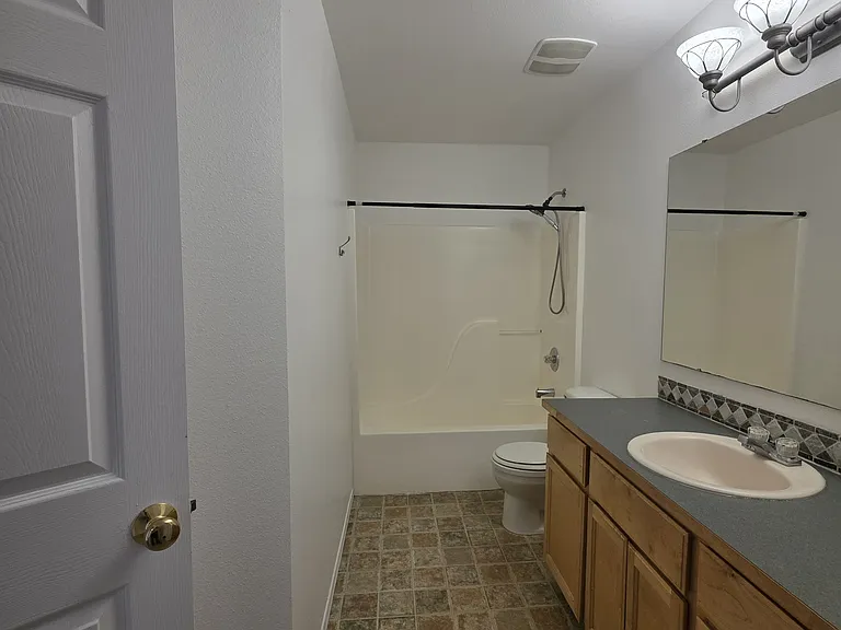 17611 67th Avenue Ct E — Photo 19