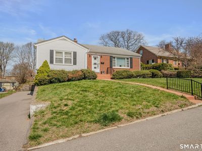 45 Mansfield Road, New London, CT, 06320