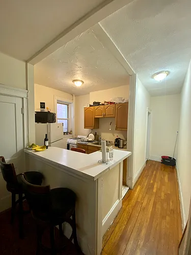 108 Peterborough St #1 Photo 1