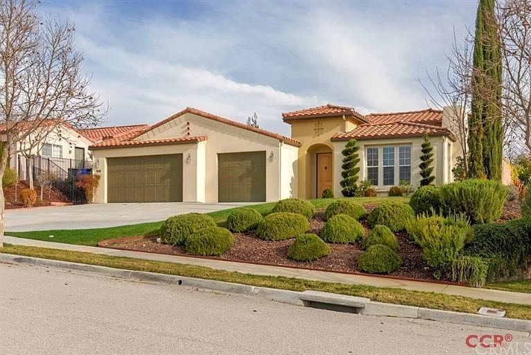 1st image of 908 Salida Del Sol Dr