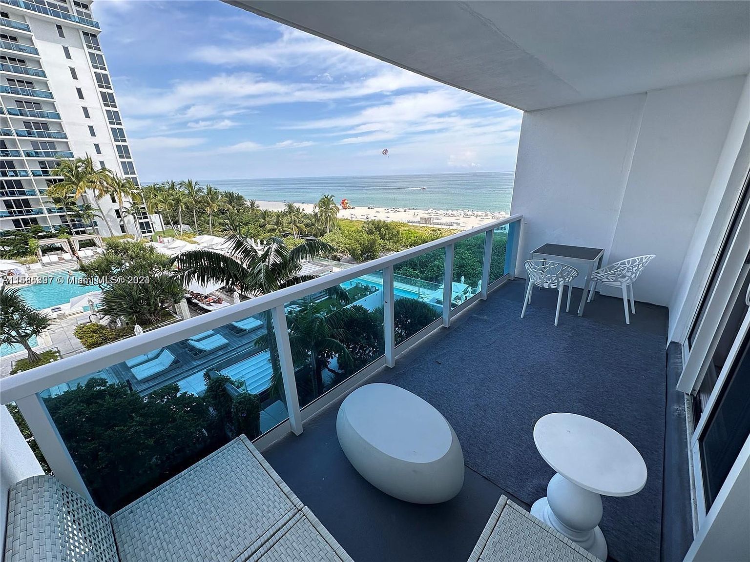 Exploring 2301 Collins Avenue: Your Guide to Miami Beach