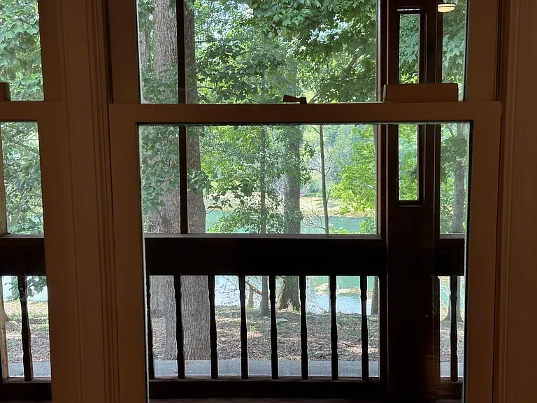 3505 Lakeside Ct — Photo 15