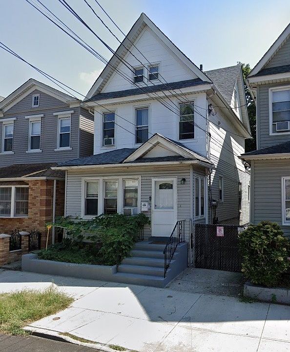 1st image of 10018 89th Ave