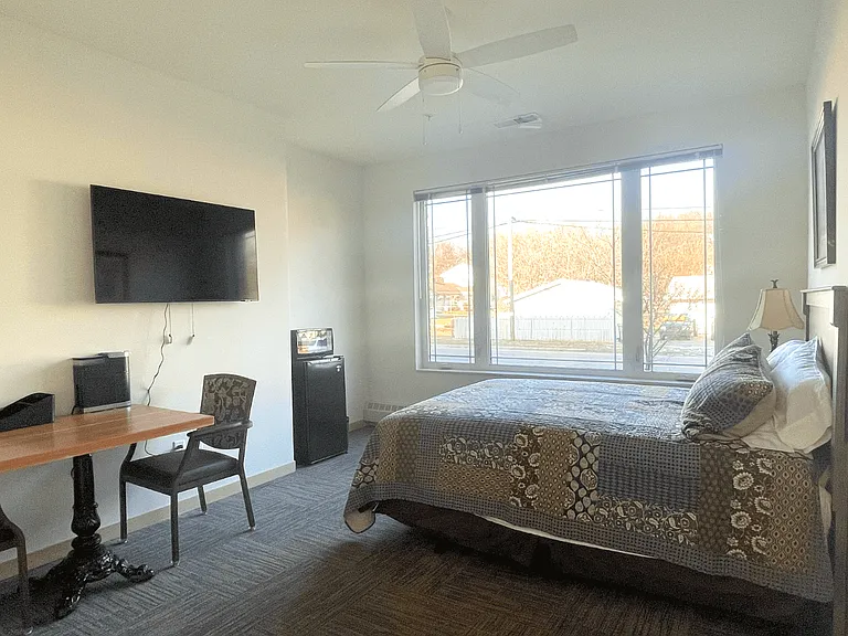 The Madisonian Senior Apartments — Photo 31