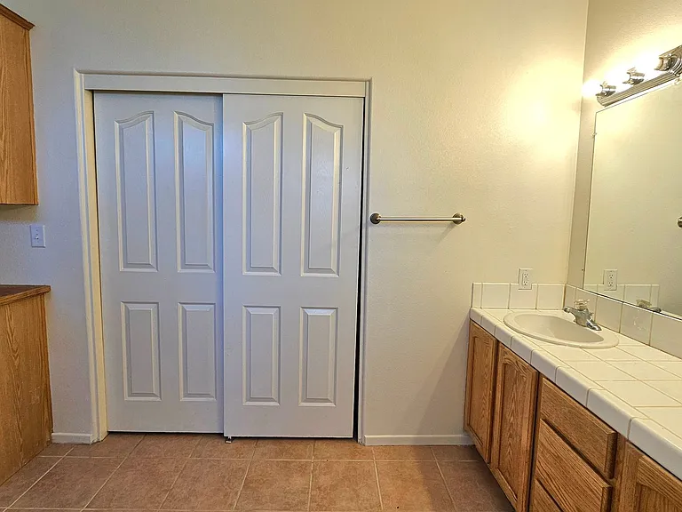 21187 Conklin Blvd — Photo 16