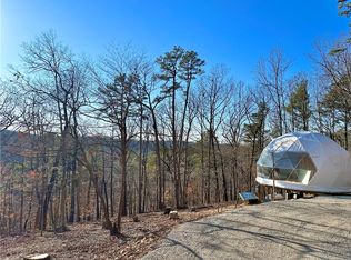 300 Silver Ridge Rd, Eureka Springs, AR 72632