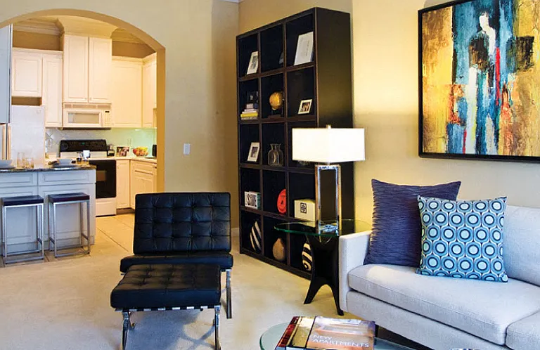 Tuscany Court Apartments — Photo 7