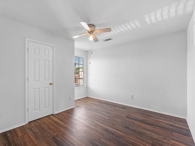 14306 Spring Marsh Ct — Photo 21