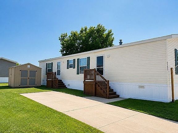 2nd image of 21452 N Carousel Dr