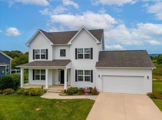2256 Scenic Ridge Cir, Blacksburg, VA 24060