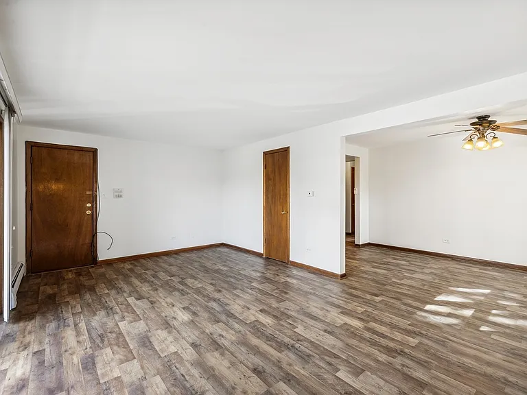 6308 W 64th Pl #2A — Photo 2