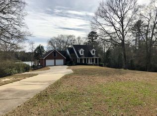407 Rault Dr, Lumberton, MS 39455