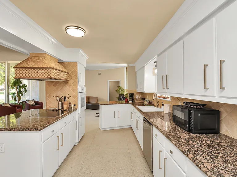 12719 Tammarack Dr — Photo 27