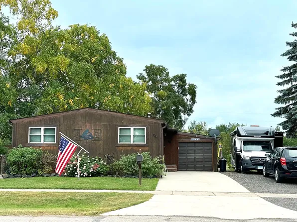 26 Hemlock Cir, Babbitt, MN 55706