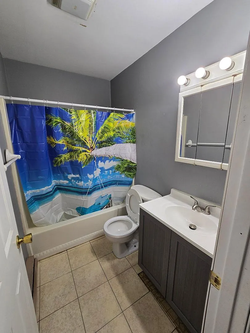 420 E Bryan St — Photo 3