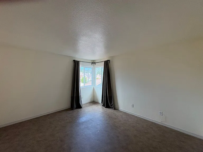 2104 N Mammoth Pl — Photo 19