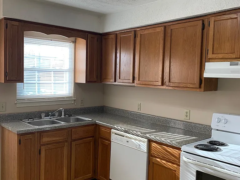 106 Jefferson St #C — Photo 1