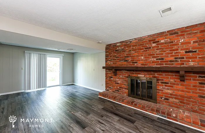 1701 Collinspark Ct — Photo 5
