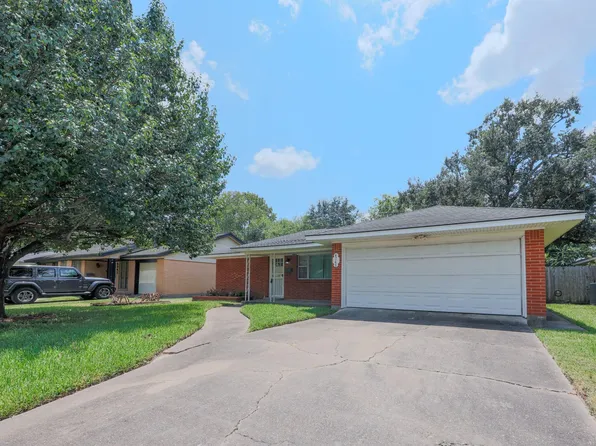 4745 Warm Springs Rd, Houston, TX 77035