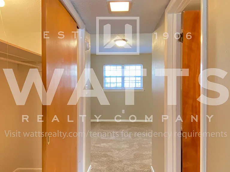 Club View Apartments — Photo 9