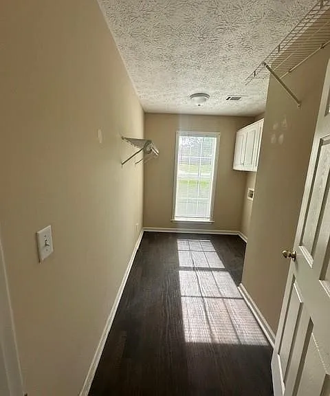 170 Allen Dr — Photo 13