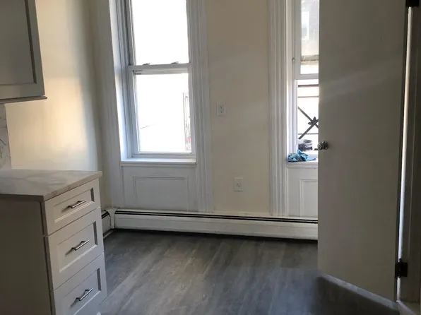 521 Madison Street image 3 of 4