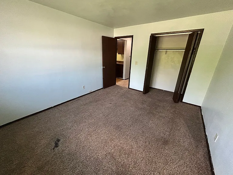 60 Bluemound Ct — Photo 21