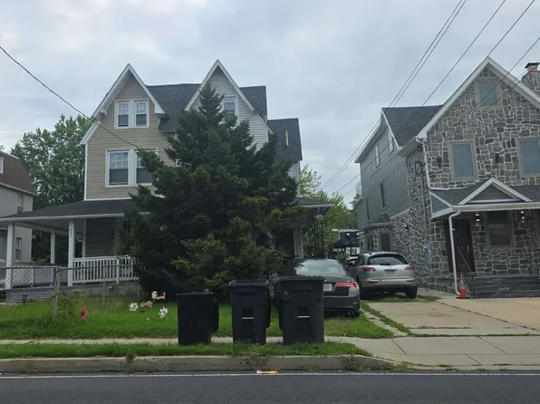 221 Sharon Ave, Sharon Hill, PA 19079