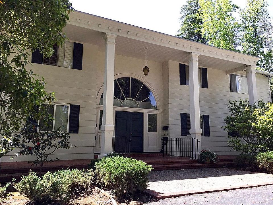 Front of complex
