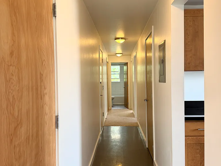 312 28th Ave S #B — Photo 9
