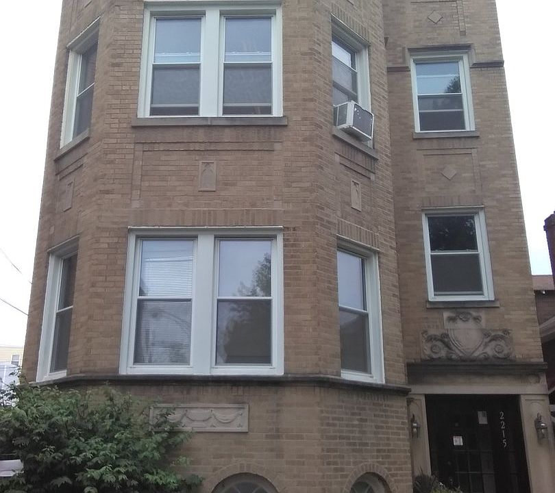 1st image of 2215 W Carmen Ave #1
