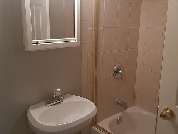 4th image of 7544 S Yates Blvd APT C