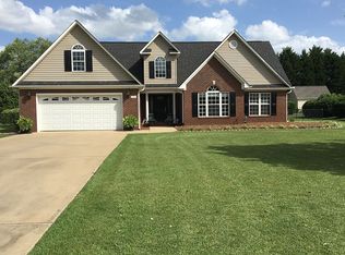 290 Jacob Creek Dr, Inman, SC 29349