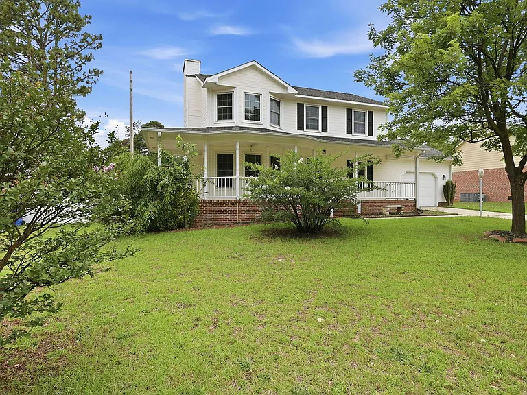 6824 Saint Julian Way — Photo 4