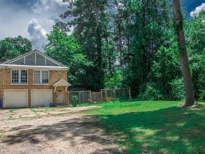 908 Elm Ave, Huntsville, TX, 77320