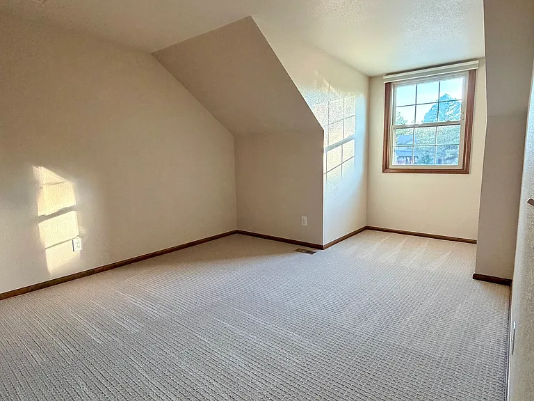 10657 W Roxbury Ave — Photo 26