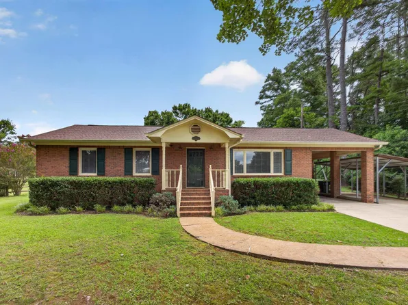 800 Magnolia Dr, Sylacauga, AL 35150