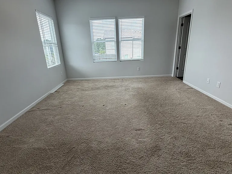 900 Cotton Dr SE — Photo 19