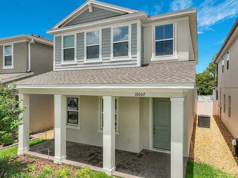 16007 Micelli Dr — Photo 2