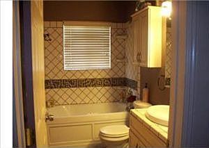 2nd image of 32664 Avenue E