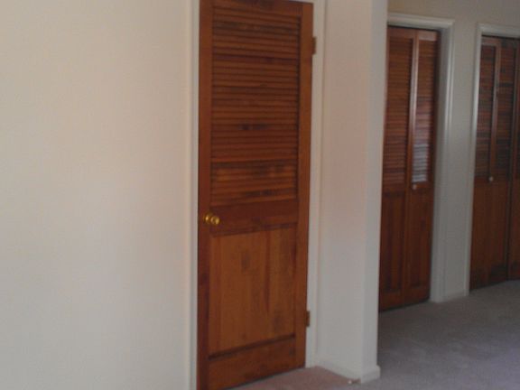 Livingroom into dining room