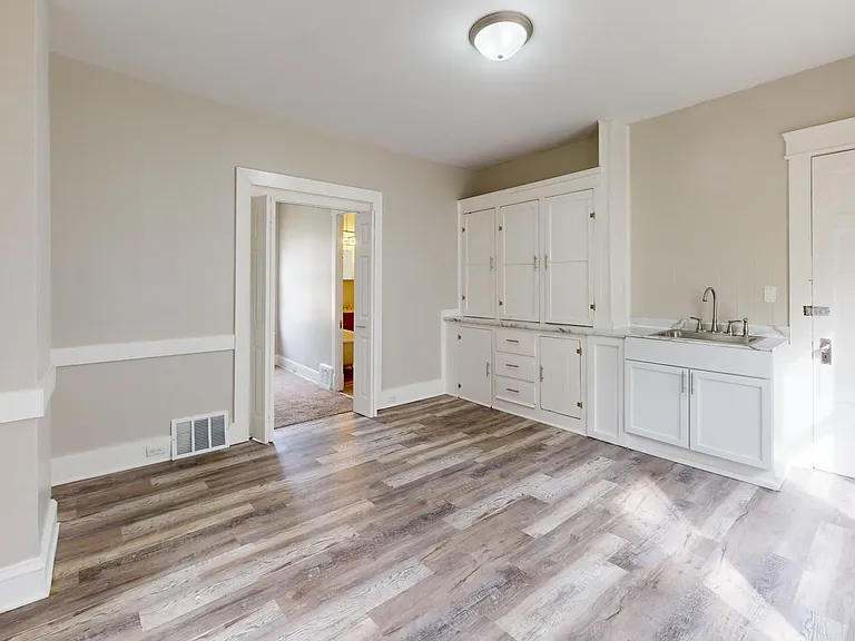 4420 Bush Ave — Photo 1