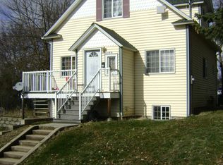 422 Lewis St #B, Moscow, ID 83843