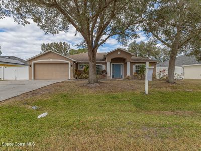 613 Belvedere Rd NW, Palm Bay, FL, 32907