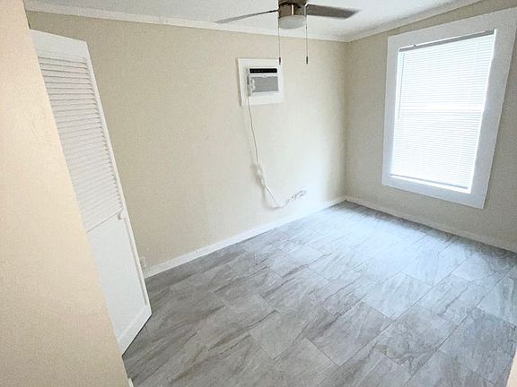4th image of 110 N Martin Luther King Jr Ave Unit A