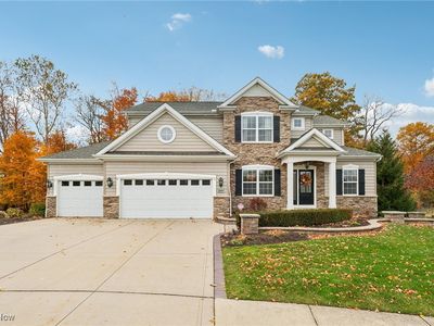 8007 Dovegate Dr, Mentor, OH, 44060