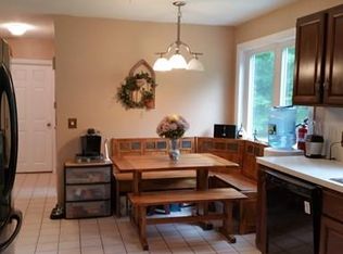 113 Somers Rd, Hampden, MA 01036