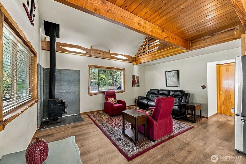 4th image of 132 Findley Road