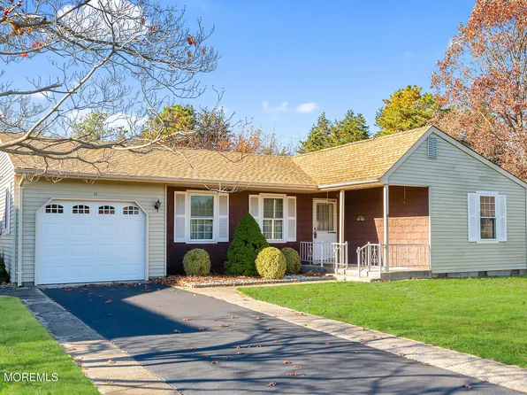 11 Cranston Court, Whiting, NJ 08759